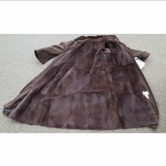 Trench with Mink and Rabbit Fur - Picture 3 of 3